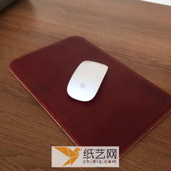 Turn waste into treasure and make a mouse pad as a Father’s Day gift