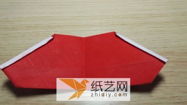 Real photos of how to make an origami Santa Claus that is simple and easy for children to learn