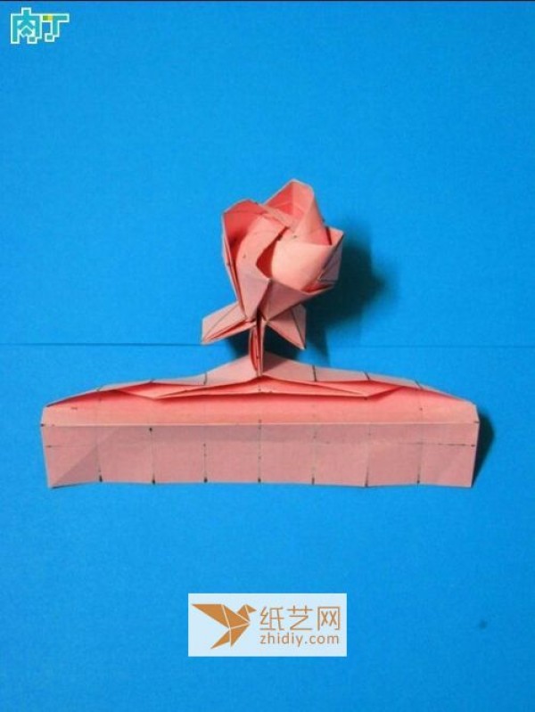 Three-dimensional origami rose + origami flower pot origami making tutorial (translated)