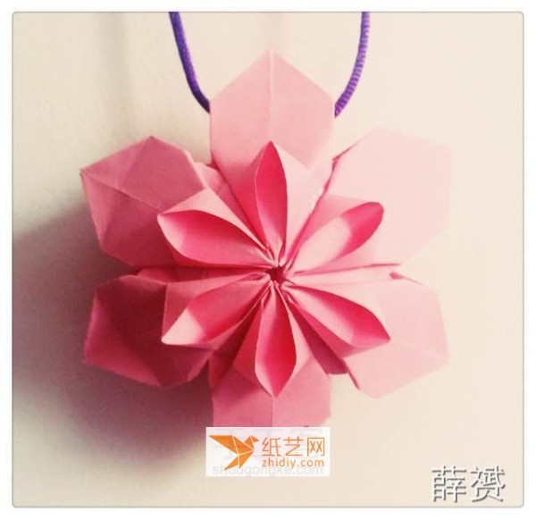 Three-dimensional origami cherry blossom origami flower tutorial