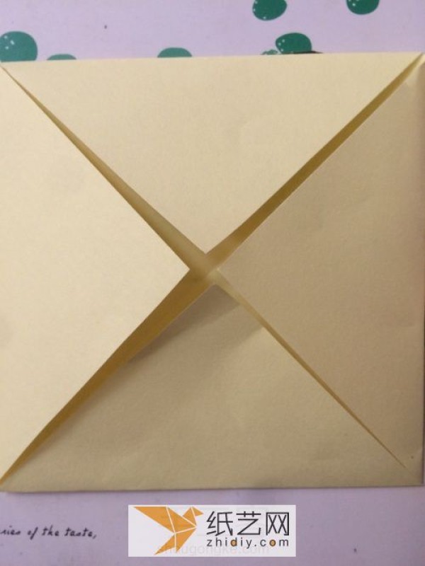 Teach you how to fold interesting paper tops!