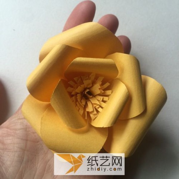 Paper art flower origami camellia for Teachers Day classroom decoration