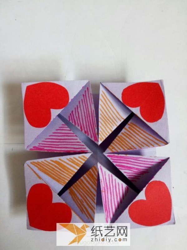 Heart shaped origami kaleidoscope explosion mechanism box valentines day card