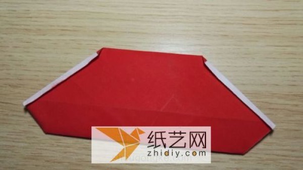 Real photos of how to make an origami Santa Claus that is simple and easy for children to learn