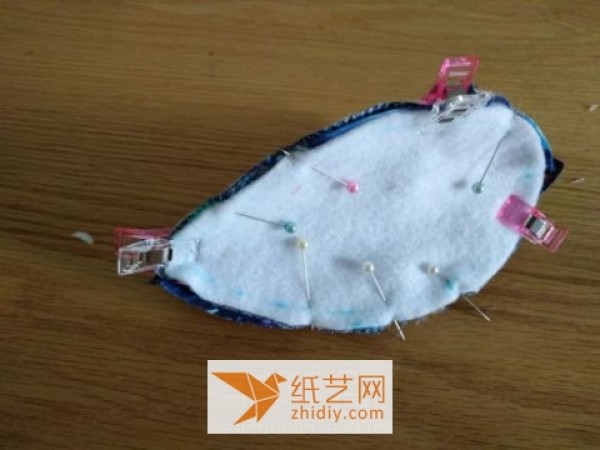 Cute fabric fish coin purse Christmas gift making tutorial illustration