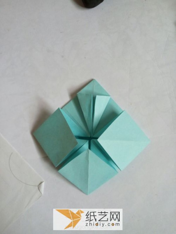 Origami confetti ball flowers for Mothers Day gift