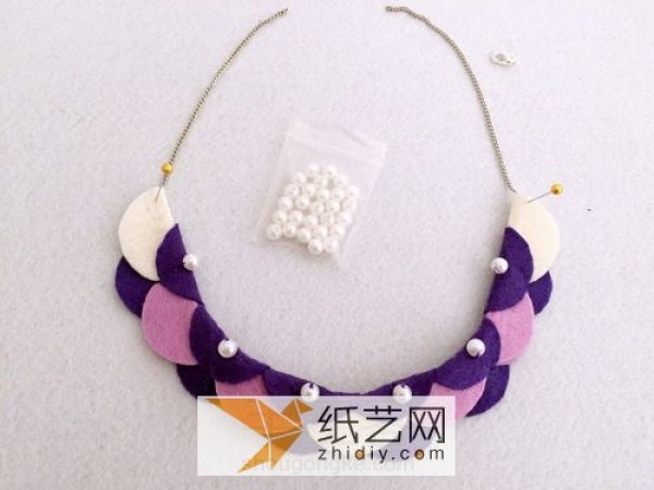 Necklace made of non-woven fabric 520 Valentines Day gift