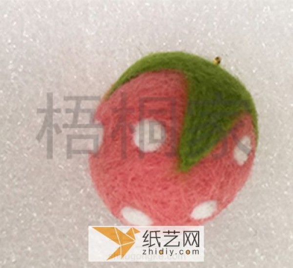 Novice teaching wool felt strawberry dust plug Teachers Day gift small production