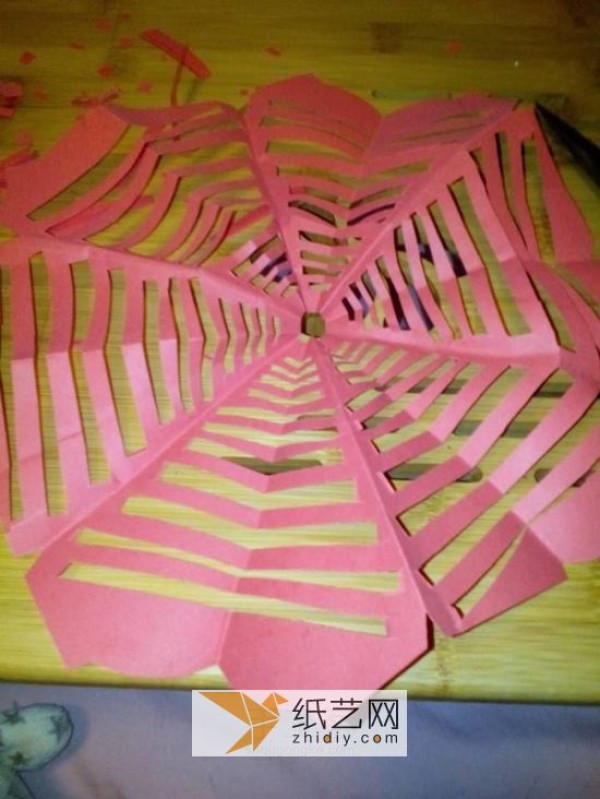 Spider web paper cutting tutorial