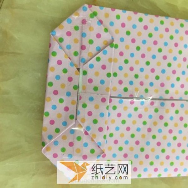 Easy-to-use origami packaging bag, very practical for wrapping New Year gifts