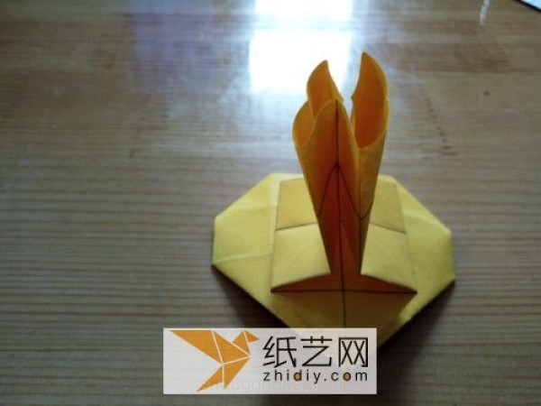 Mothers Day gift handicraft collection teaches you how to make a three-dimensional spring origami heart using an exploding box mechanism