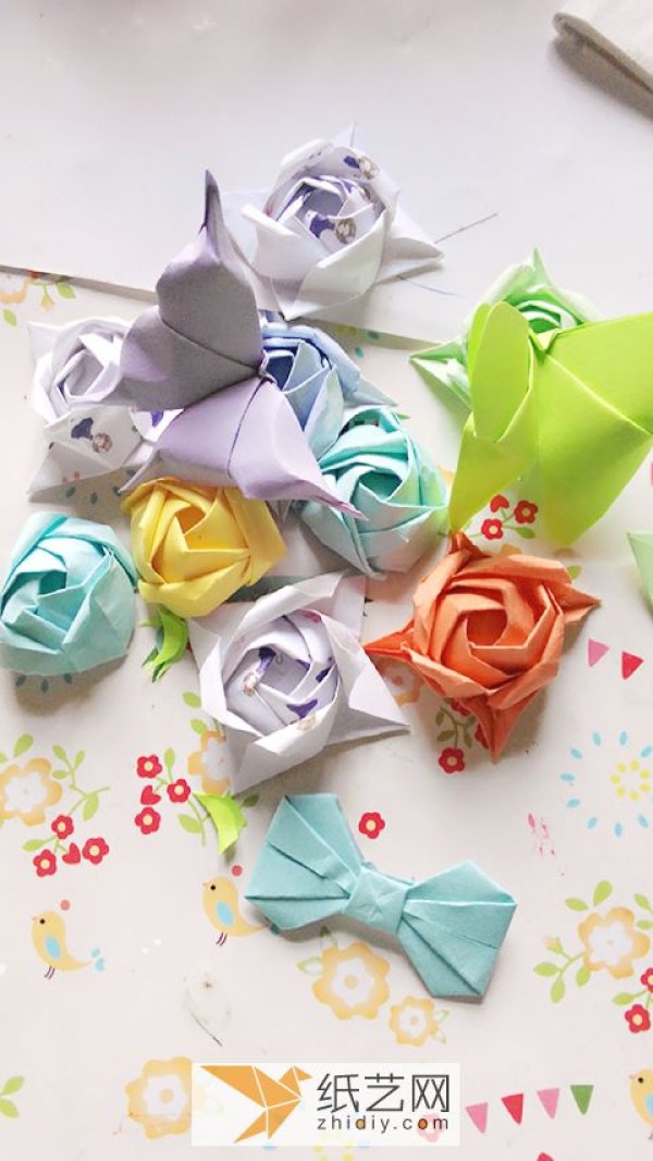 Illustrated origami tutorial for origami butterflies and origami bows