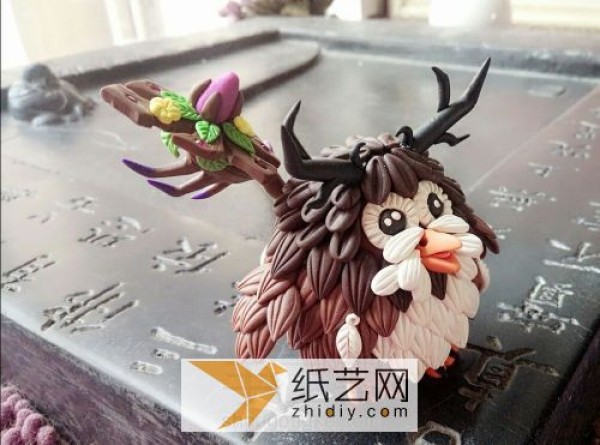 Christmas gift tutorial for a World of Warcraft bird figure made from ultra-light clay