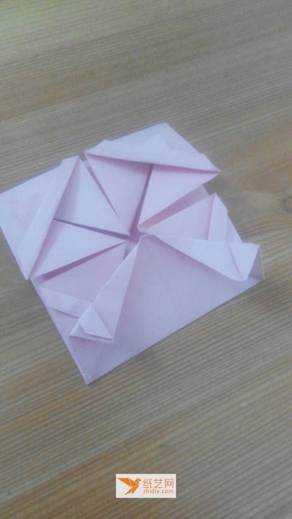 Tutorial on how to make a beautiful origami basket to hold Childrens Day gifts for good friends