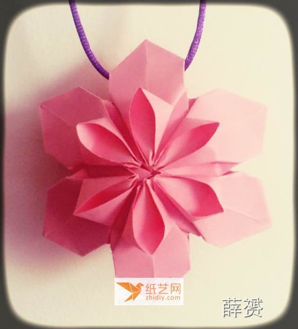 Three-dimensional origami cherry blossom origami flower tutorial