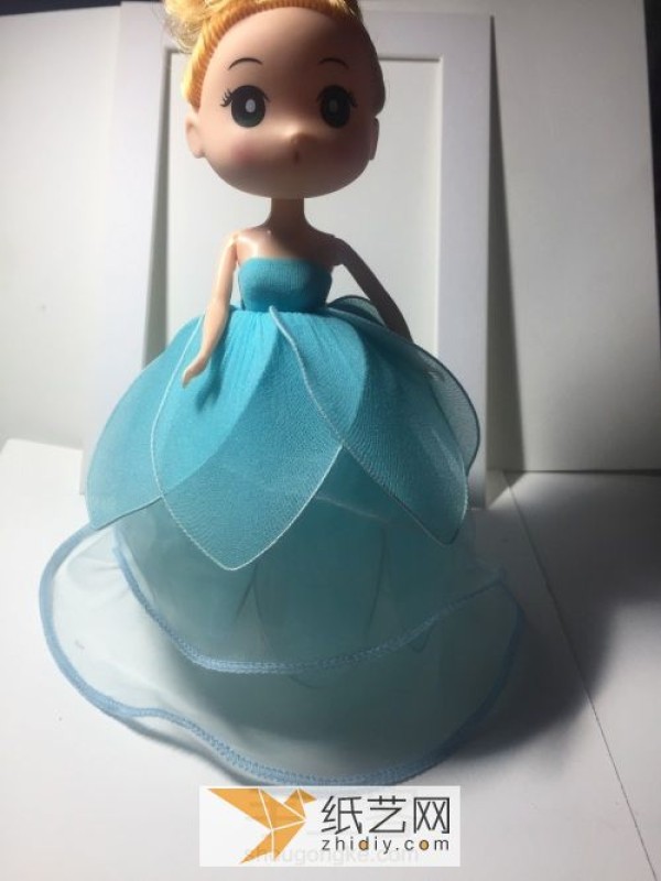 Tutorial on cute doll fabric princess dress made from silk screen