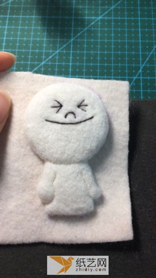 Stupid Wool Felt Steamed Bun Man Brooch A Children’s Day gift for a good friend