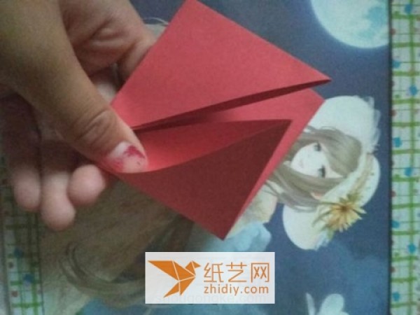 A very practical tutorial for making simple origami roses for Valentines Day