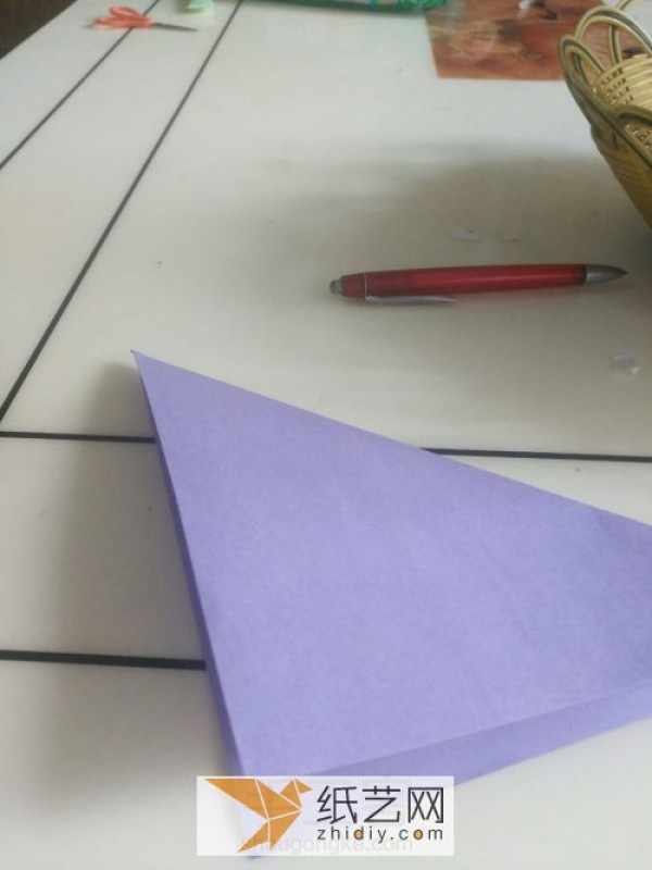 Super Simple Origami Flowers for Teacher’s Day Decoration in the Classroom