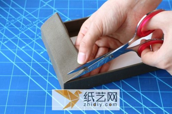 DIY fabric gift packaging box making tutorial for Chinese Valentine’s Day gifts