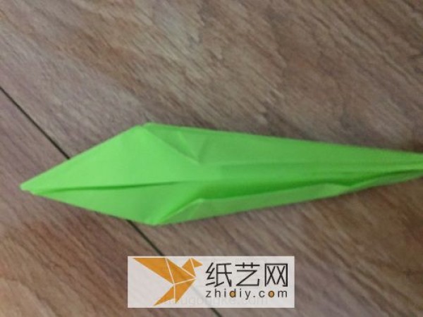 Classic origami is indispensable without the origami paper crane