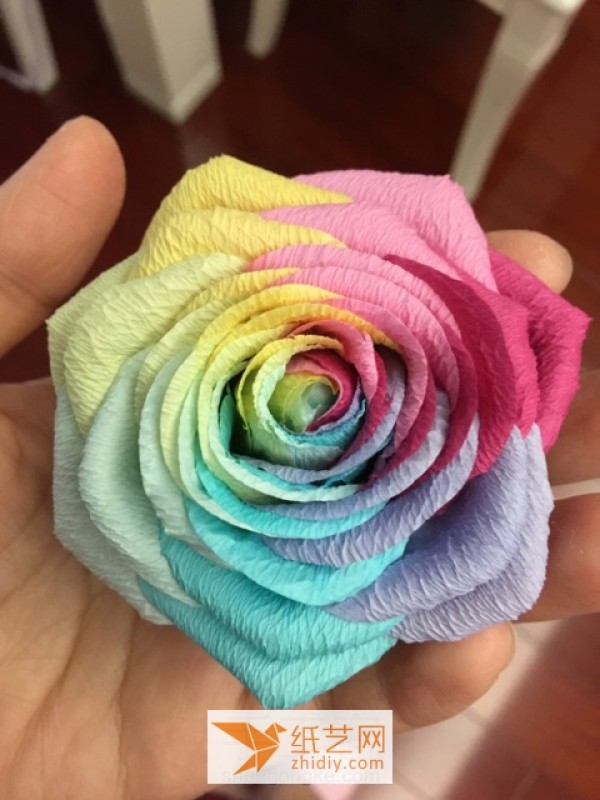 Super Beautiful Rainbow Paper Rose Valentine’s Day Gift Making Tutorial