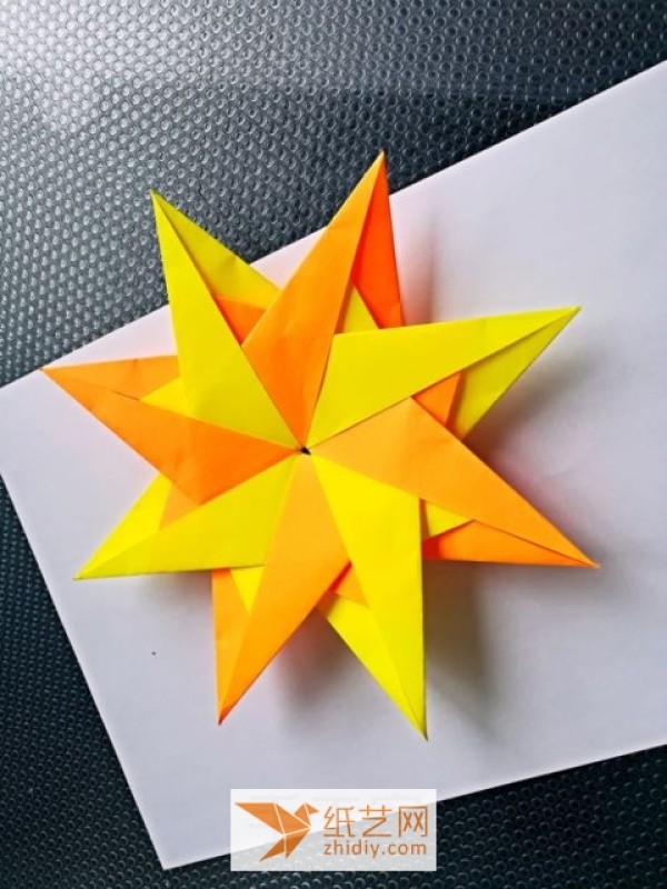 Teach you how to make this origami eight-pointed star