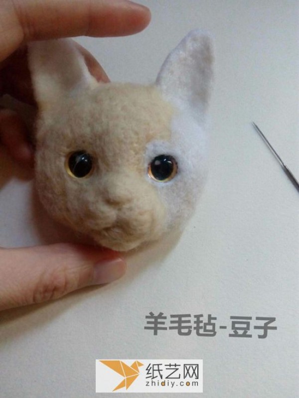 Wool felt cute cat face Mothers Day gift