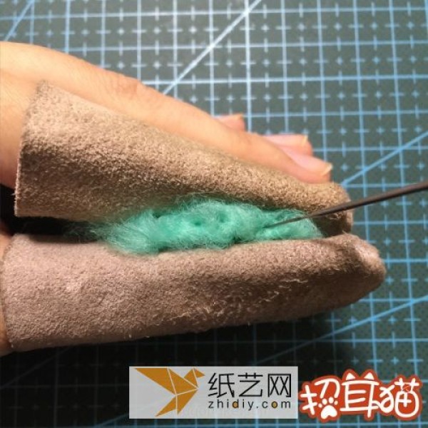 Wool felt handmade illustrated tutorial teaches you how to make a wool felt kitten (translated)