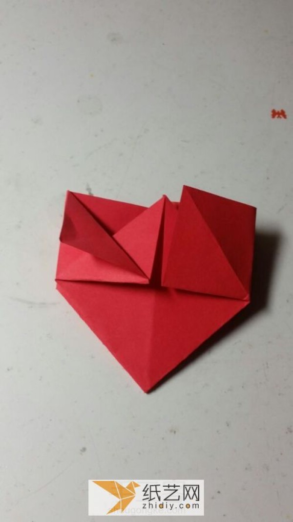 The simplest way to fold origami roses. Easy to learn paper rose tutorials.