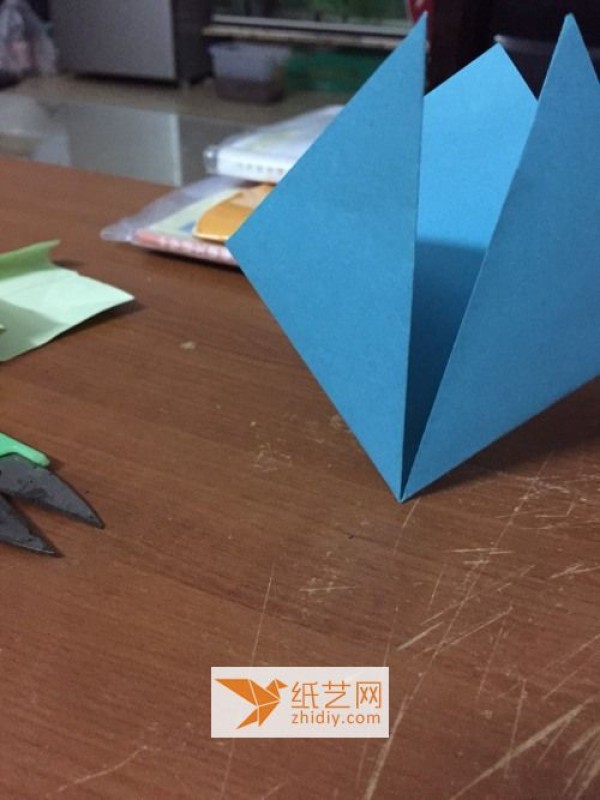 Simple origami cicada steps for children