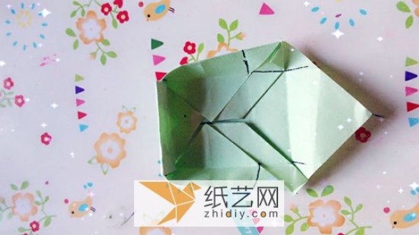 Illustrated tutorial on origami butterfly box How to make a creative storage box