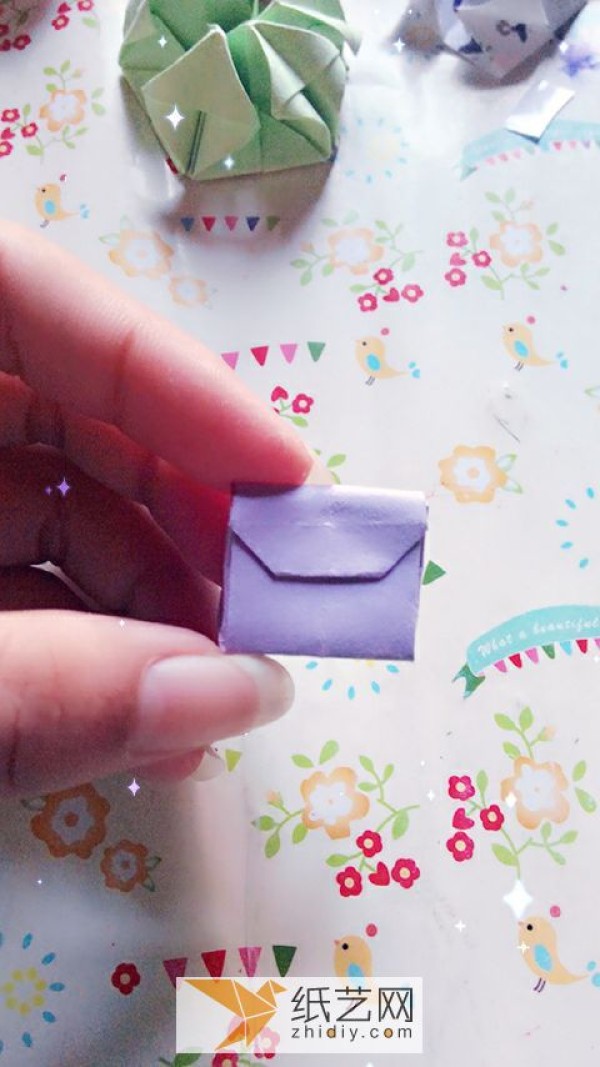 How to fold a simple origami bag. Manual illustrated tutorial teaches you cute origami.