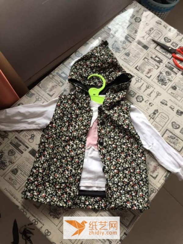 Tutorial on how to turn a dress into treasure and make a baby vest