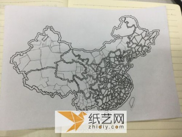 The production of a paper-cut map of China that you have never seen before