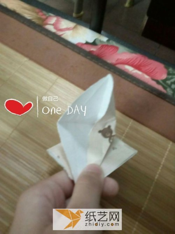 Basic origami paper crane folding method