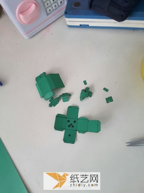 Paper model creeper Minecraft game peripherals