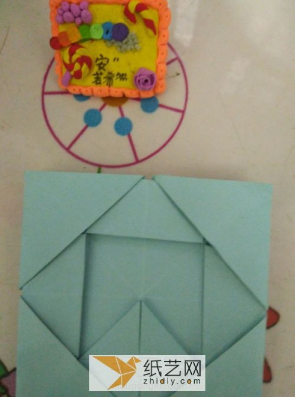 I want to put my Qixi Valentine’s Day gift in a heart-shaped origami box