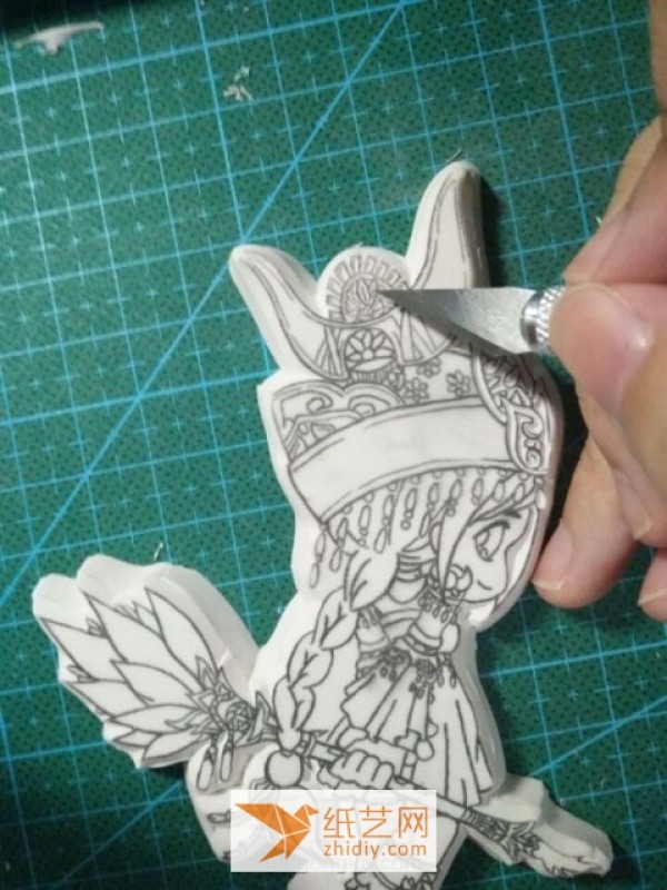 Want to know how rubber stamps with complex lines are made?