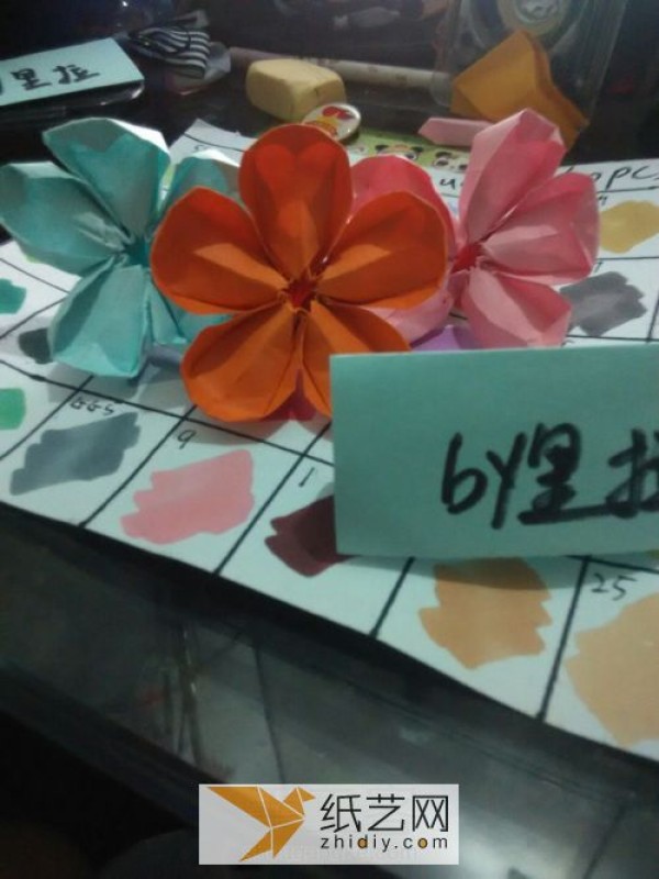 How to make beautiful five-petal origami cherry blossoms