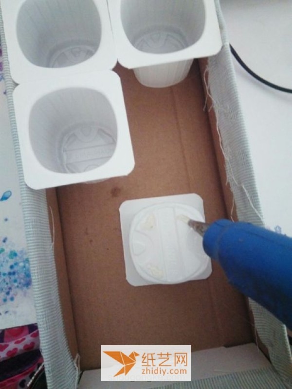 Tutorial on how to make a beautiful storage box by turning waste into yogurt boxes