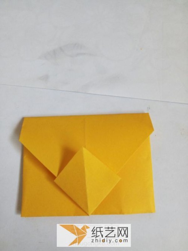 Exploding mechanism box origami envelope with surprise inside Valentines Day card