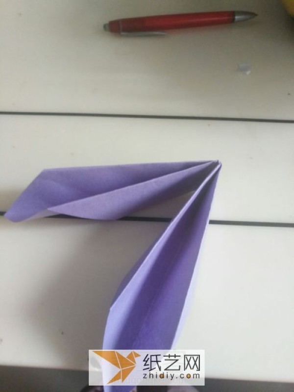 Super Simple Origami Flowers for Teacher’s Day Decoration in the Classroom