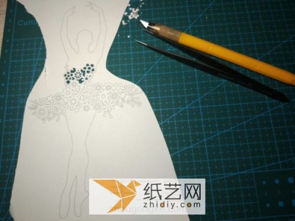 Modern paper-cut hand-making tutorial Ballerina paper-cut DIY