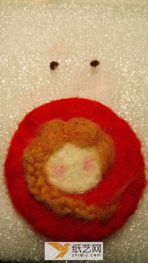 Basic tutorial on how to make wool felt brooch. Handmade cute wool felt brooch for little girl.