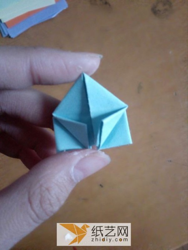 How to make randomly assembled origami box storage