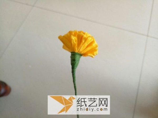 Very simple paper flower DIY, a small embellishment for Teacher’s Day gift bouquet