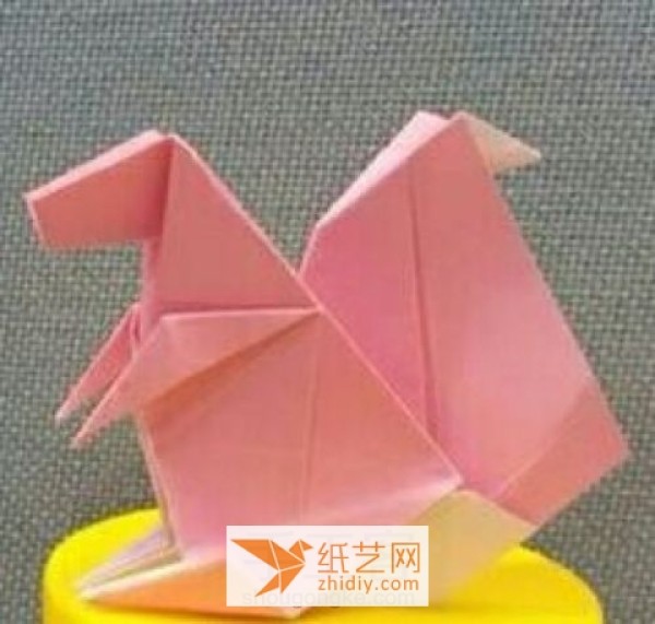 Teach you step by step how to make origami squirrel for children