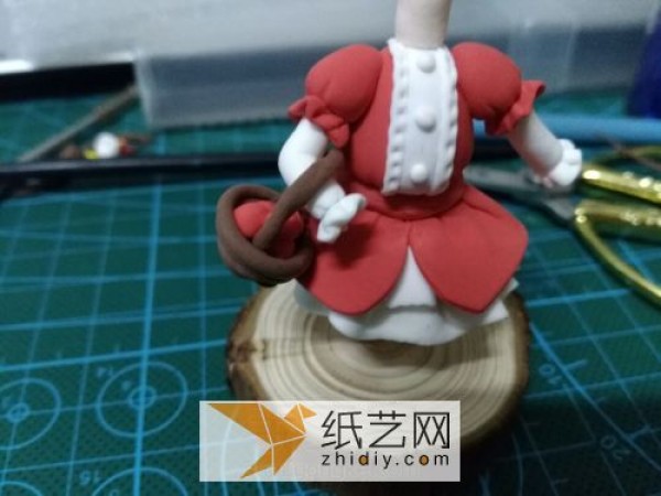 Teach you step by step how to make an ultra-light clay Little Red Riding Hood doll