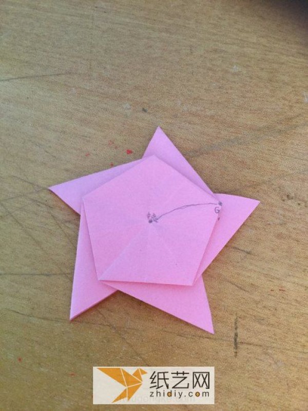 I want to put the beautiful origami five-pointed star on the Teacher’s Day greeting card.